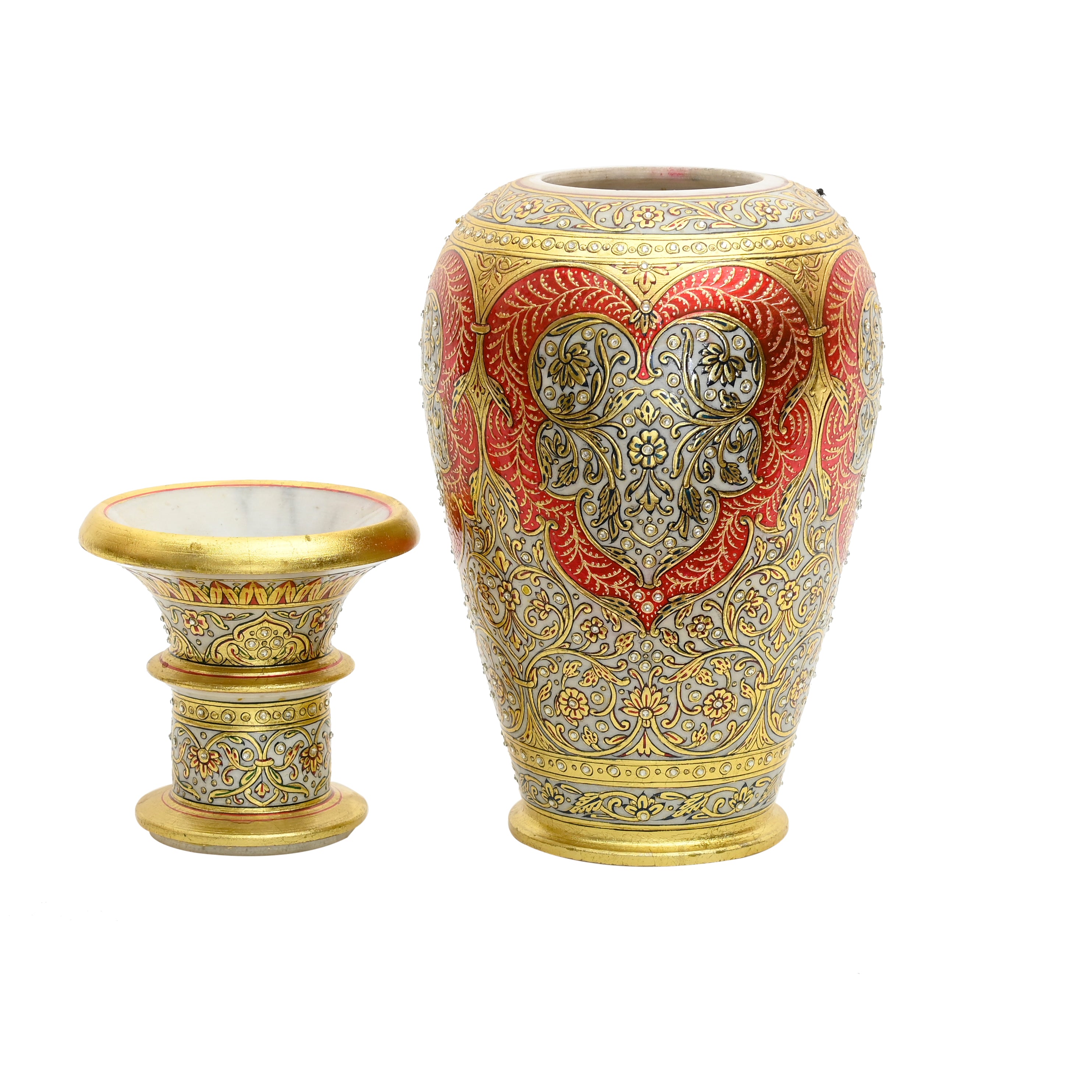 Crimson marble vase — gold work close-up